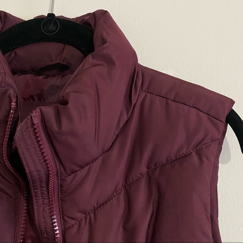 Burgundy Aeropostale puffer vest